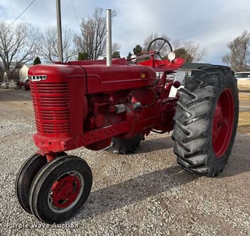 Main image International Harvester M
